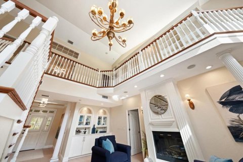 House in Dunedin, Florida 5 bedrooms, 427.91 sq.m. № 2151970 - photo 12
