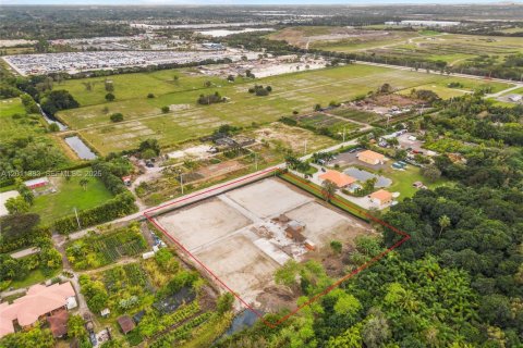Immobilier commercial à vendre à Southwest Ranches, Floride № 2171095 - photo 4