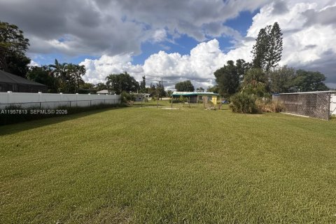Villa ou maison à vendre à Englewood, Floride: 2 chambres № 2011573 - photo 19