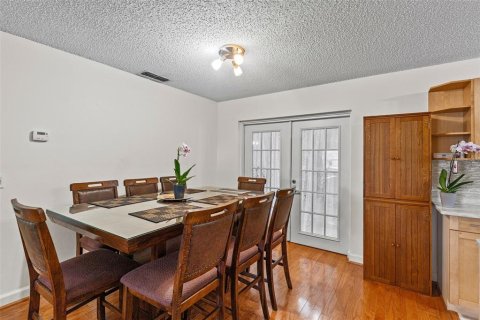 House in Lake Wales, Florida 5 bedrooms, 172.43 sq.m. № 1911981 - photo 8