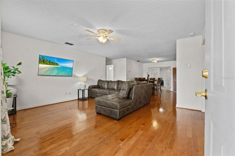House in Lake Wales, Florida 5 bedrooms, 172.43 sq.m. № 1911981 - photo 3