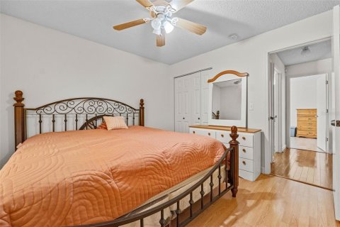 House in Lake Wales, Florida 5 bedrooms, 172.43 sq.m. № 1911981 - photo 15
