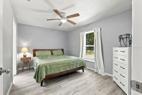 House in Citra, Florida 3 bedrooms, 108.97 sq.m. № 2396256 - photo 8