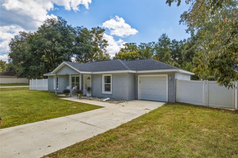 House in Citra, Florida 3 bedrooms, 108.97 sq.m. № 2396256 - photo 3