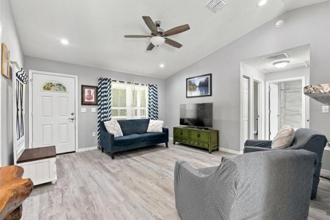 House in Citra, Florida 3 bedrooms, 108.97 sq.m. № 2396256 - photo 5