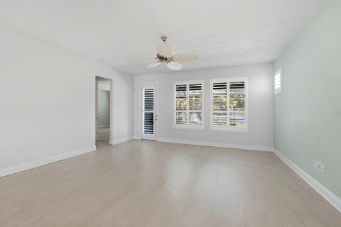 Casa en alquiler en Sarasota, Florida, 3 dormitorios, 197.79 m2 № 2103296 - foto 13