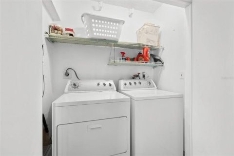 Купить кондоминиум в Сент-Питерсберг, Флорида 4 комнаты, 98.01м2, № 1514645 - фото 20