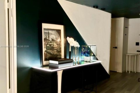 Condominio en alquiler en Miami Beach, Florida, 1 dormitorio, 85.47 m2 № 2036351 - foto 3