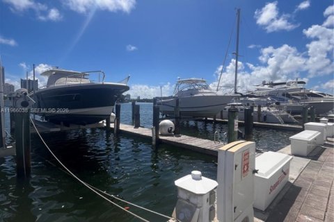 Condominio en alquiler en Miami Beach, Florida, 1 dormitorio, 85.47 m2 № 2036351 - foto 14