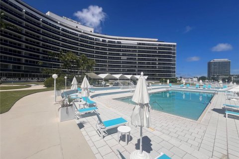 Condominio en alquiler en Miami Beach, Florida, 1 dormitorio, 85.47 m2 № 2036351 - foto 10