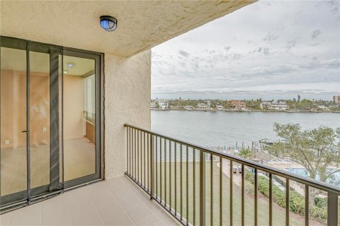 Condominio en venta en Clearwater, Florida, 3 dormitorios, 182.09 m2 № 1554704 - foto 13