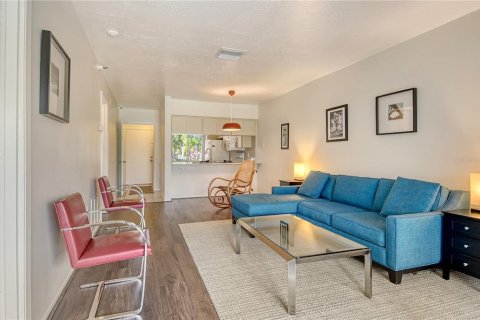 Copropriété à vendre à Sarasota, Floride: 2 chambres, 89 m2 № 1813145 - photo 20