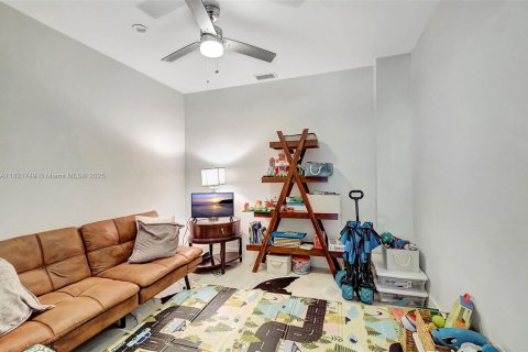Copropriété à vendre à Sunny Isles Beach, Floride: 3 chambres, 187.66 m2 № 1788671 - photo 22