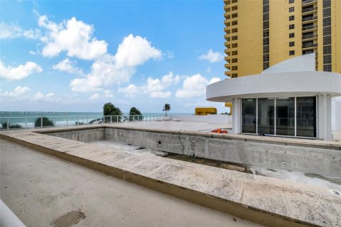 Copropriété à vendre à Sunny Isles Beach, Floride: 3 chambres, 187.66 m2 № 1788671 - photo 18