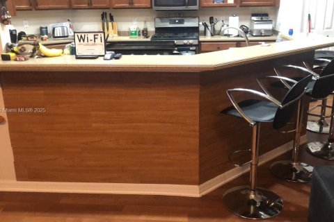 Casa en venta en Lakeland, Florida, 5 dormitorios, 270.16 m2 № 1952702 - foto 7