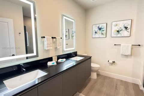 Adosado en alquiler en Clermont, Florida, 3 dormitorios № 2045467 - foto 8