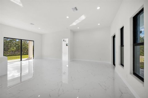 House in Englewood, Florida 3 bedrooms, 132.94 sq.m. № 1742639 - photo 20