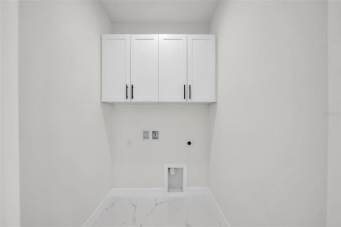 House in Englewood, Florida 3 bedrooms, 132.94 sq.m. № 1742639 - photo 12