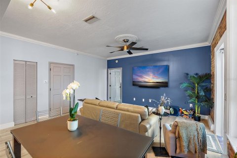 Copropriété à vendre à Saint Petersburg, Floride: 2 chambres, 98.94 m2 № 1582112 - photo 11