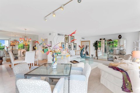 Condo in Boca Raton, Florida, 3 bedrooms № 2187972 - photo 6