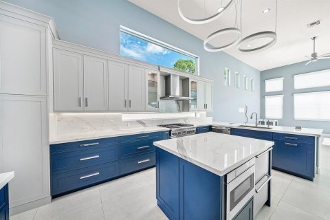 Villa ou maison à vendre à Palm Beach Gardens, Floride: 3 chambres, 337.79 m2 № 2081783 - photo 13
