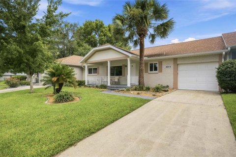 Villa ou maison à Ocala, Floride 2 chambres, 127.18 m2 № 2387481
