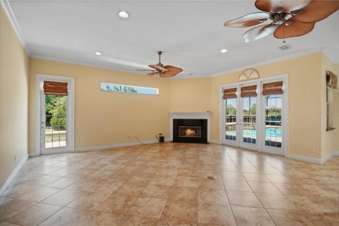 Villa ou maison à vendre à Silver Springs Shores, Floride: 4 chambres, 368.73 m2 № 1722208 - photo 8