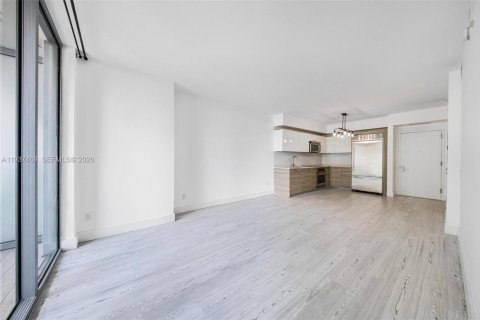 Купить кондоминиум в Майами, Флорида 1 спальня, 64.66м2, № 1995334 - фото 7