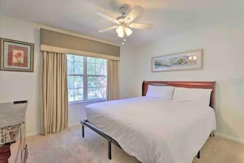 Villa ou maison à louer à Kissimmee, Floride: 7 chambres, 267.65 m2 № 1532637 - photo 23