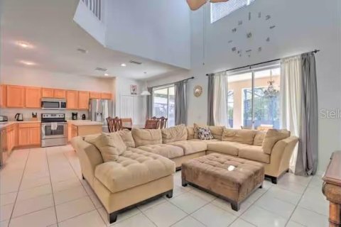 Villa ou maison à louer à Kissimmee, Floride: 7 chambres, 267.65 m2 № 1532637 - photo 7