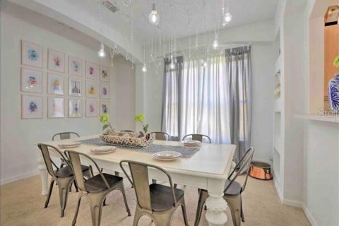 Villa ou maison à louer à Kissimmee, Floride: 7 chambres, 267.65 m2 № 1532637 - photo 15