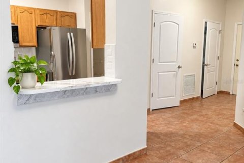 Condo in Orlando, Florida, 3 bedrooms  № 2379645 - photo 13