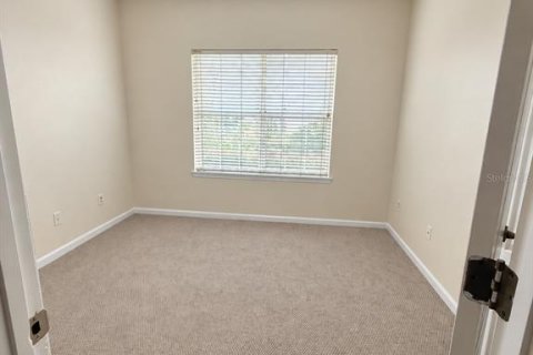 Condo in Orlando, Florida, 3 bedrooms  № 2379645 - photo 24