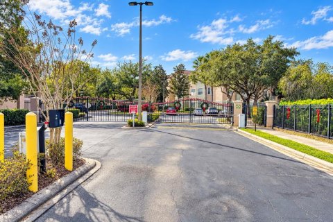 Condo in Orlando, Florida, 3 bedrooms  № 2379645 - photo 3