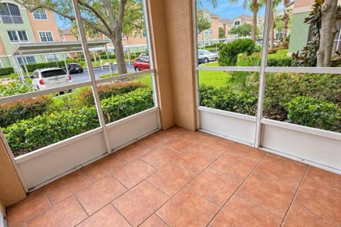 Condo in Orlando, Florida, 3 bedrooms  № 2379645 - photo 19