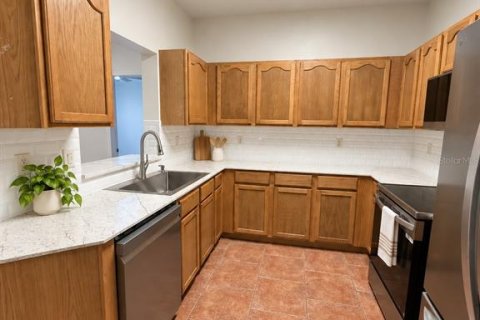 Condo in Orlando, Florida, 3 bedrooms  № 2379645 - photo 10