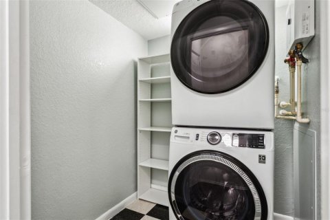 Condominio en venta en Tampa, Florida, 1 dormitorio, 73.3 m2 № 1323470 - foto 14