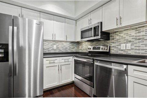 Condominio en venta en Tampa, Florida, 1 dormitorio, 73.3 m2 № 1323470 - foto 6