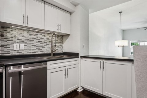 Condominio en venta en Tampa, Florida, 1 dormitorio, 73.3 m2 № 1323470 - foto 8