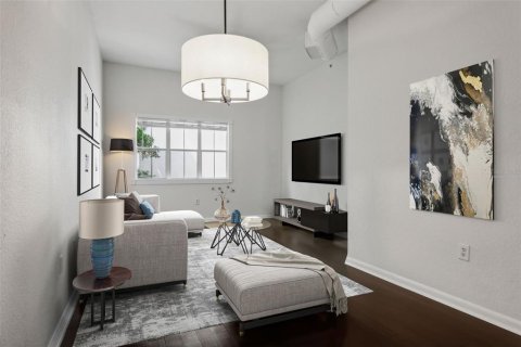 Condominio en venta en Tampa, Florida, 1 dormitorio, 73.3 m2 № 1323470 - foto 4