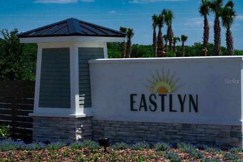 House in Bradenton, Florida 4 bedrooms, 261.52 sq.m. № 2150291 - photo 17