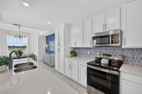 Copropriété à vendre à Punta Gorda, Floride: 2 chambres, 107.21 m2 № 2413424 - photo 10