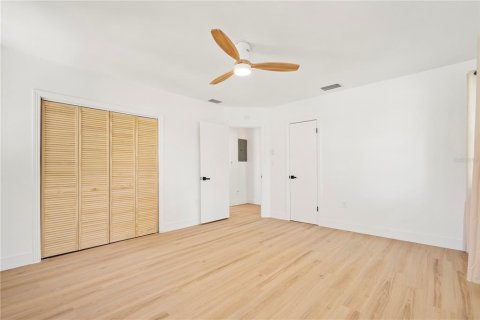House in Bradenton, Florida 2 bedrooms, 128.76 sq.m. № 2099240 - photo 4