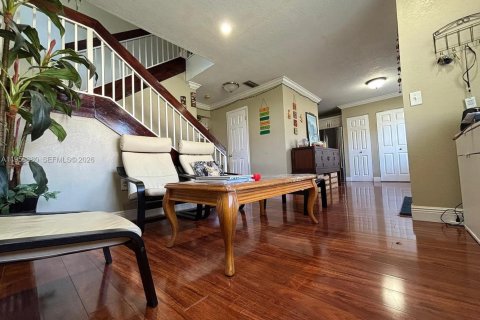 Adosado en alquiler en Sunrise, Florida, 3 dormitorios, 174.28 m2 № 2011795 - foto 3