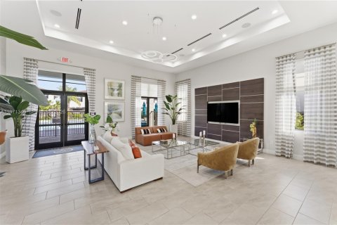 Villa ou maison à louer à Miami, Floride: 3 chambres, 140.65 m2 № 2042241 - photo 16