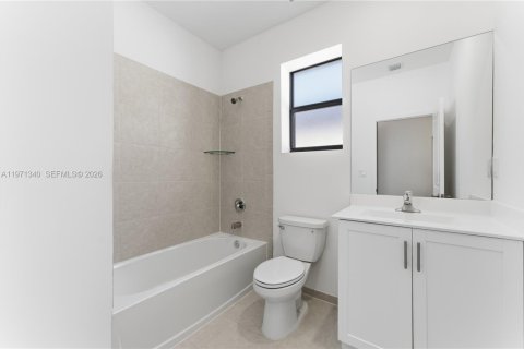 Villa ou maison à louer à Miami, Floride: 3 chambres, 140.65 m2 № 2042241 - photo 14