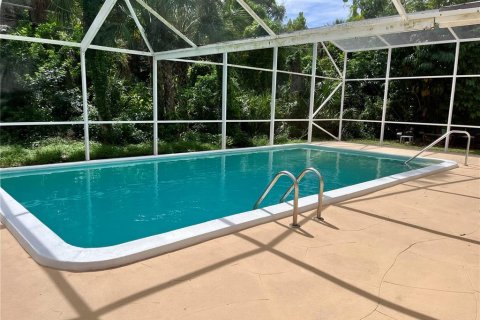 Villa ou maison à vendre à Port Charlotte, Floride: 3 chambres, 139.17 m2 № 2399518 - photo 21