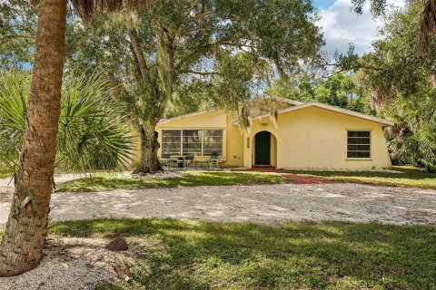 Villa ou maison à vendre à Port Charlotte, Floride: 3 chambres, 139.17 m2 № 2399518 - photo 30