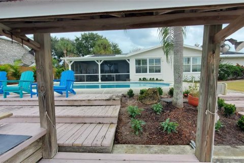Casa en alquiler en New Smyrna Beach, Florida, 3 dormitorios, 191.75 m2 № 917496 - foto 6