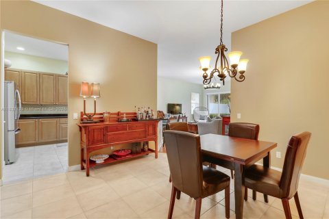 Townhouse in Jupiter, Florida 3 bedrooms, 178.37 sq.m. № 1823497 - photo 5